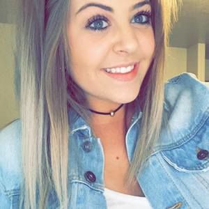 Meet your Posher, Caila